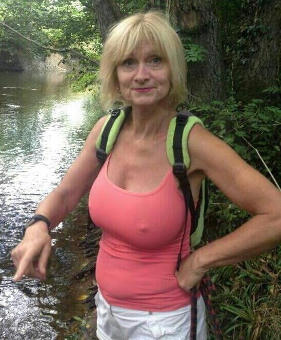 9P Damn Granny got Boobs !
