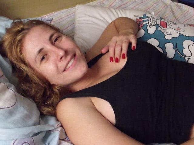 25P non nude