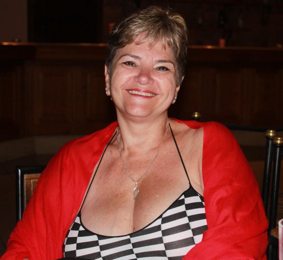 25P Granny with big tits