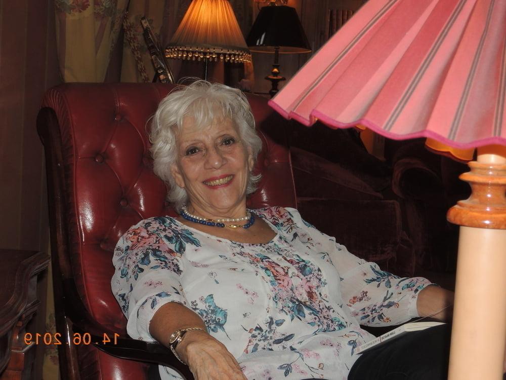 25P Granny Maria Jose 73 years