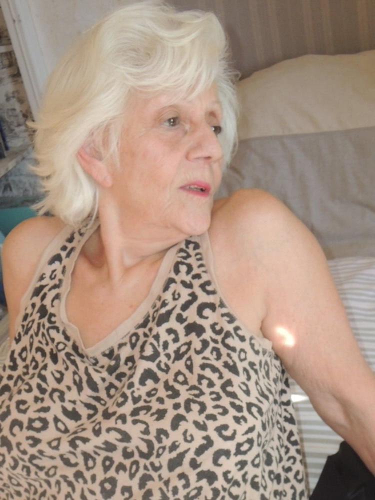 25P Granny Maria Jose 73 years