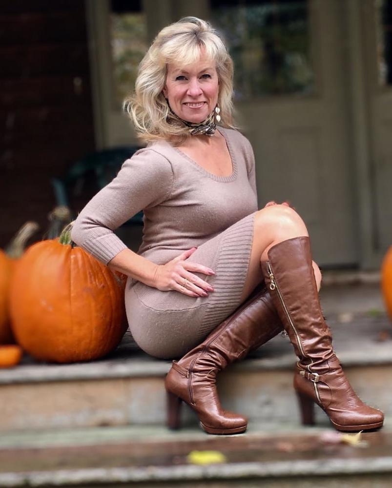 25P Just catch a horny Granny (576)