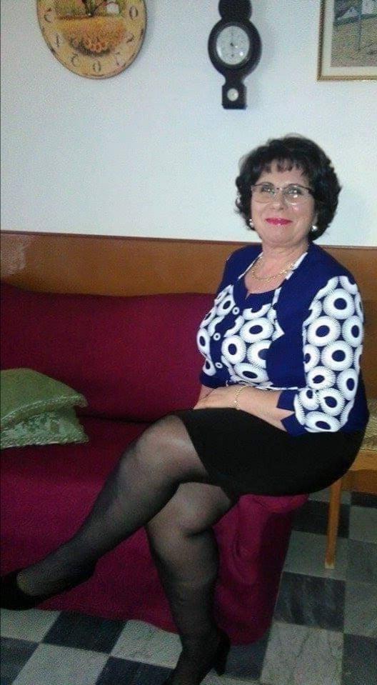 15P Mature and granny in black stockings 2