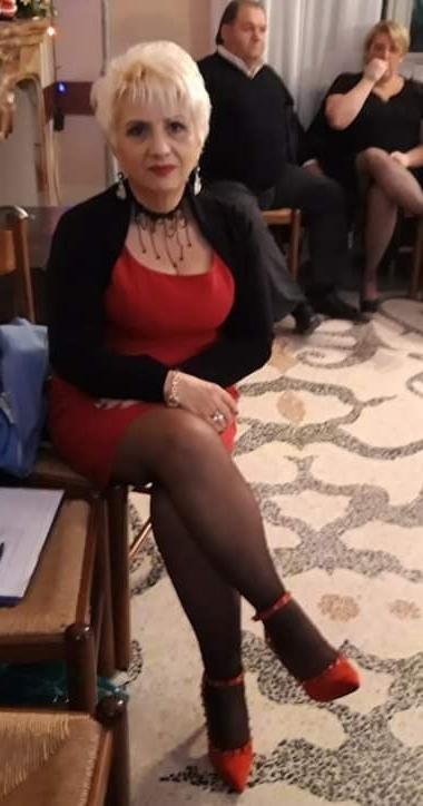 15P Mature and granny in black stockings 2