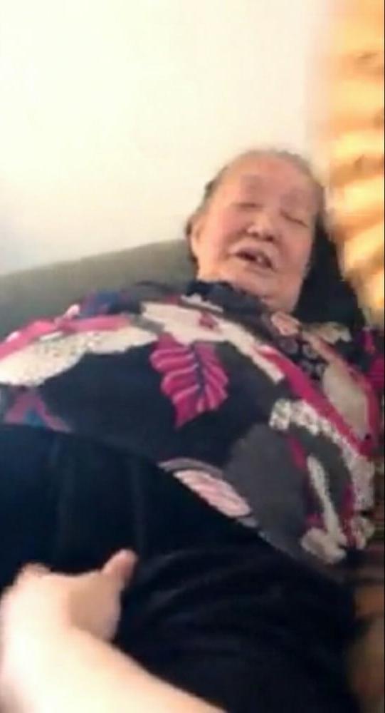 12P Asian Granny 1