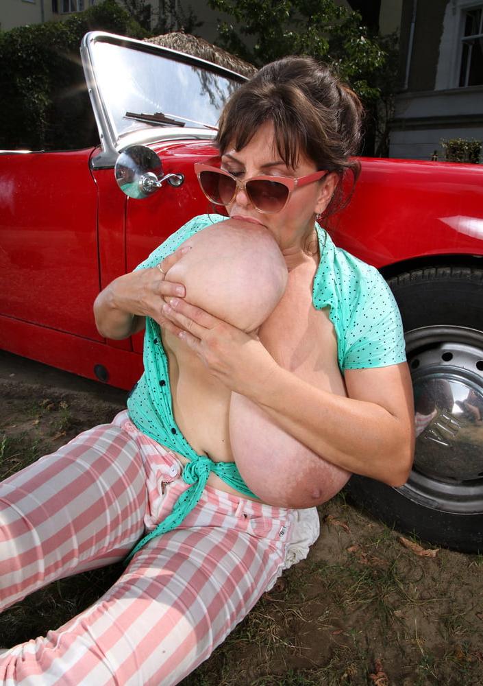 25P I suck my nipples #5