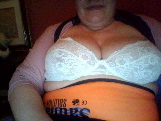 21P Real granny Housewife 2