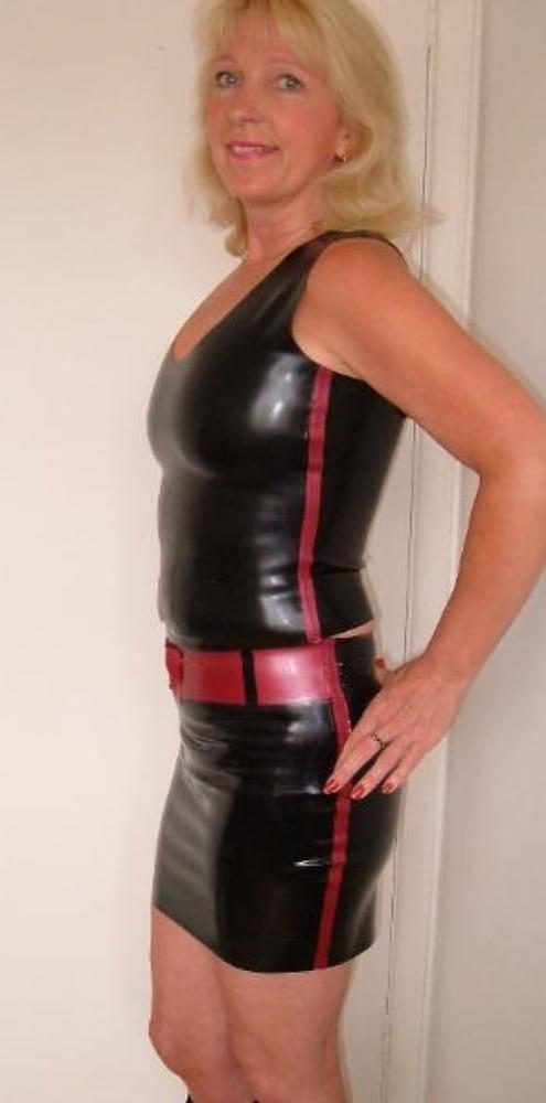 25P Latex rubber bbw granny milf.  Eastern fun
