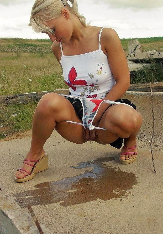 25P FAP Time - Women Pissing Edition #3