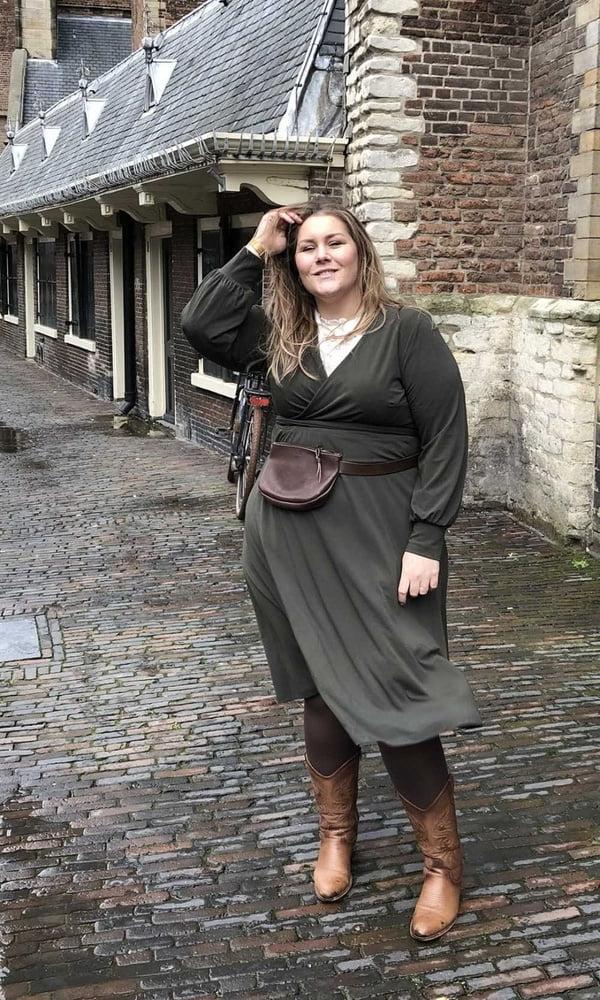 25P bbw in pantyhose 2