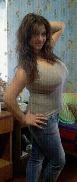 13P Busty Russian Woman 3655