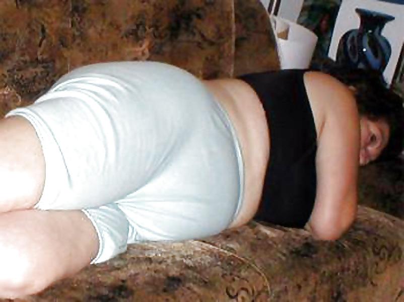 8P Granny in panties