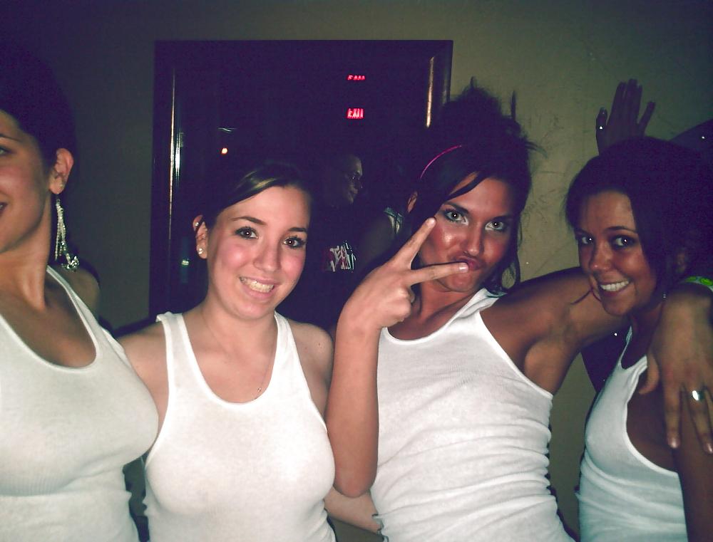 10P Wet T-Shirts