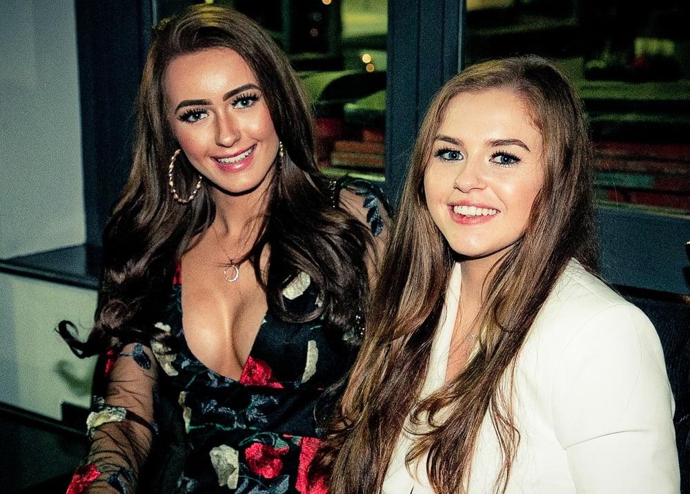20P Girls partying in club - Paris #90