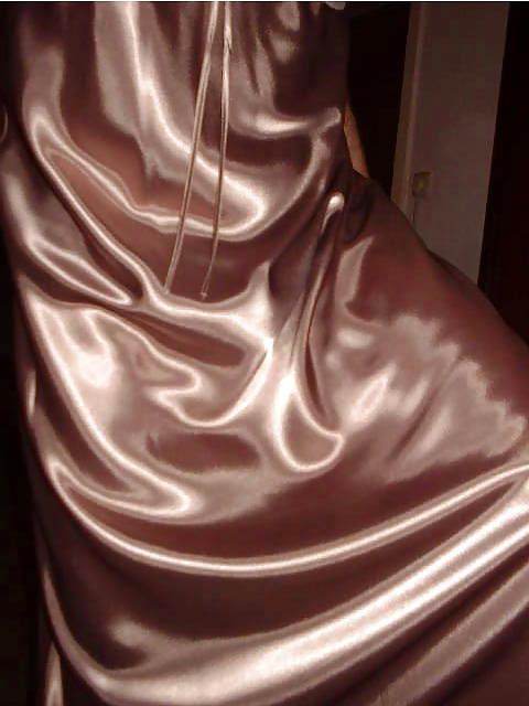 15P Bronce Satin Nightie