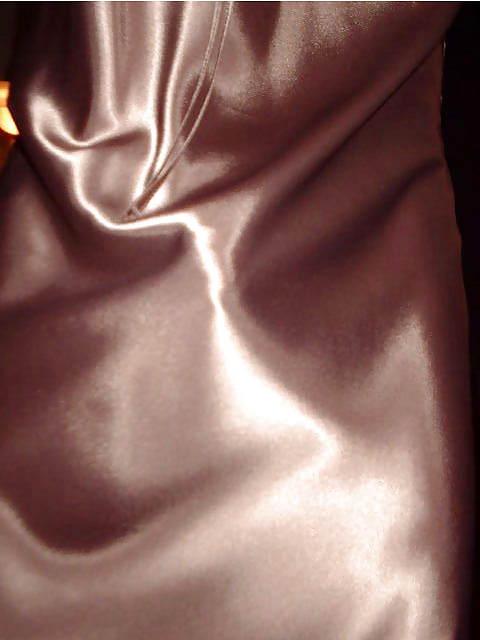 15P Bronce Satin Nightie