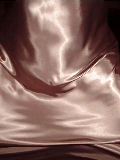 15P Bronce Satin Nightie