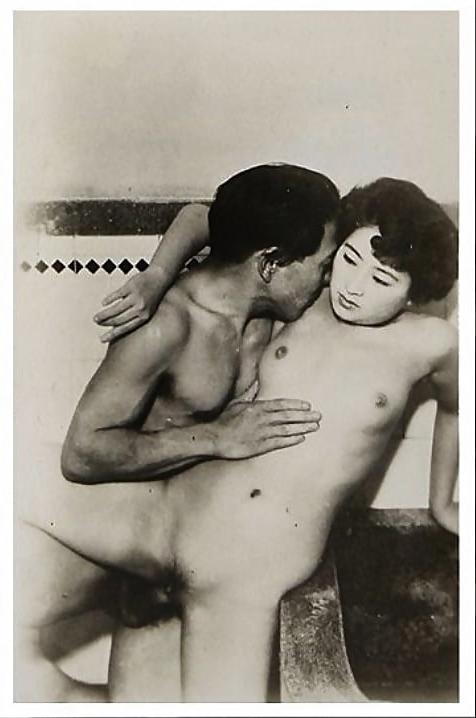 25P Black and White 26