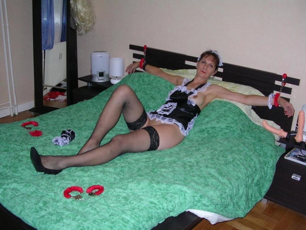 15P Amateur Women BDSM 204