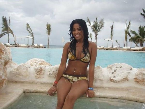 25P Latin girl pics 2(2)