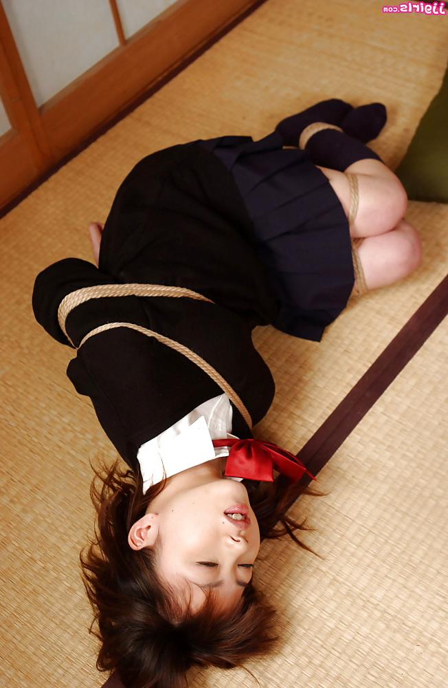 8P Uniform bondage