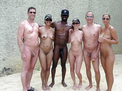 25P 2 Only selected nudist amateurs amadoras so nudista ok