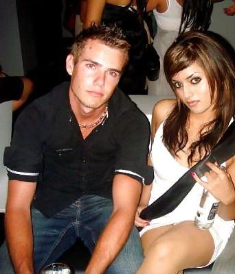 12P Slutty uk pakistani babe at club 