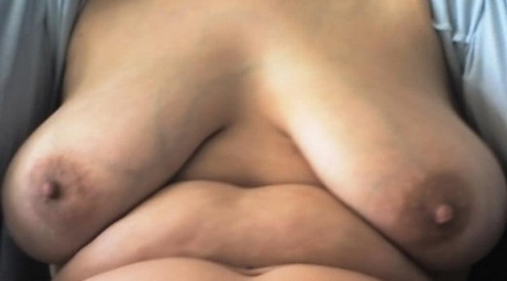 5P Saggy Tits