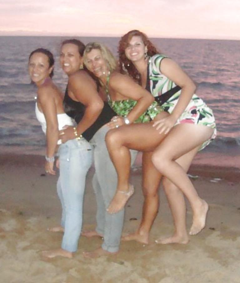 25P LUCIA E SUAS AMIGAS BOAS DE FUDER