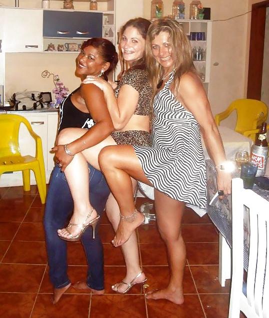 25P LUCIA E SUAS AMIGAS BOAS DE FUDER