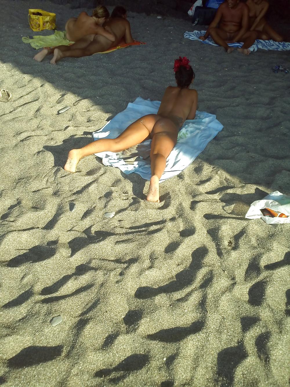 7P Nudist Beach