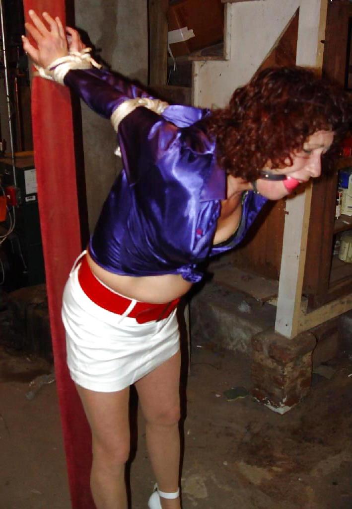 25P Strappado in satin