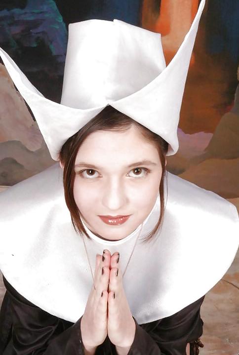 15P European Teen Nun Exposed.