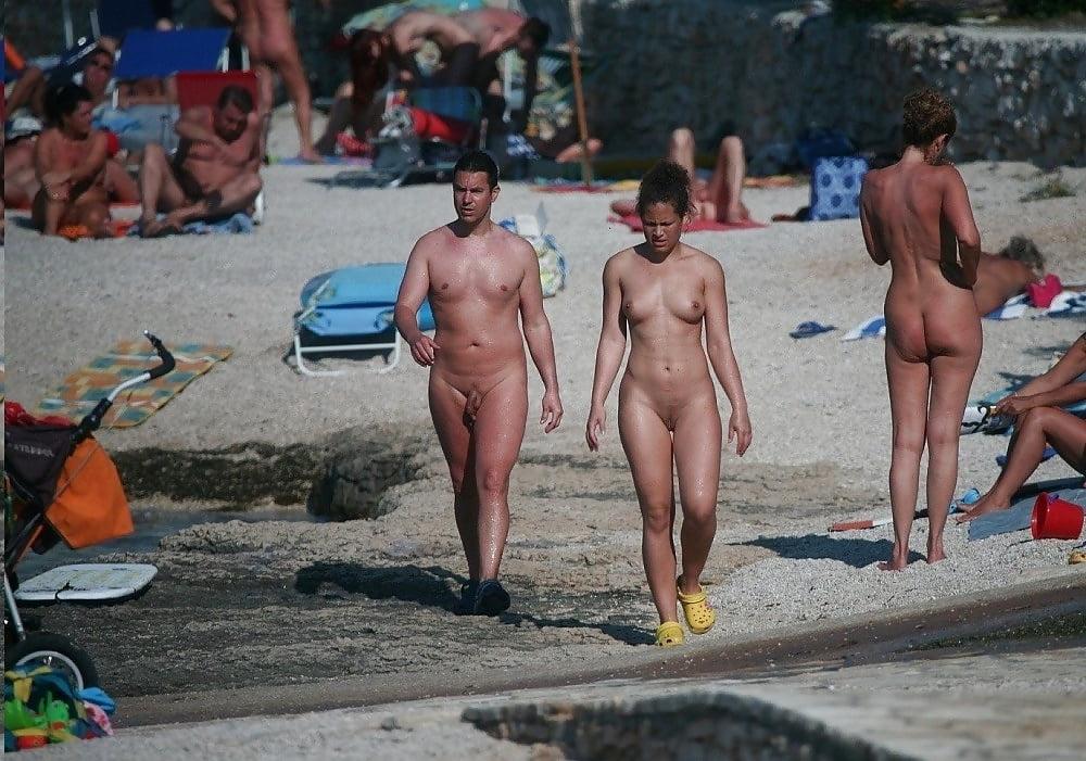 25P DELICIOUS NUDIST 153.1