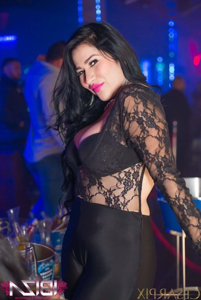 25P Club Latina asses