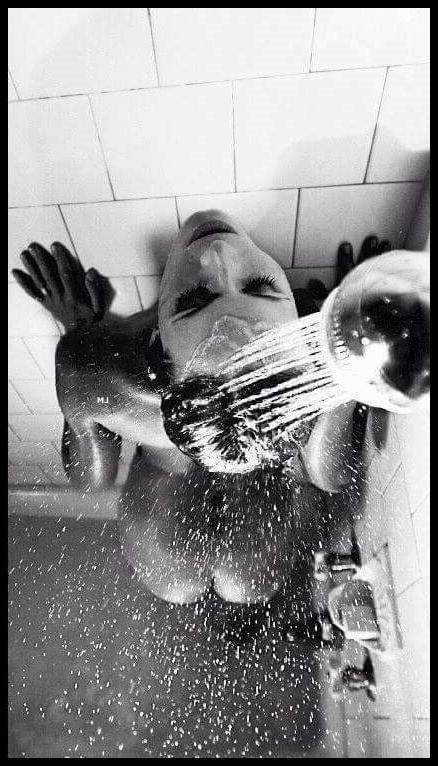 25P Wet women 5