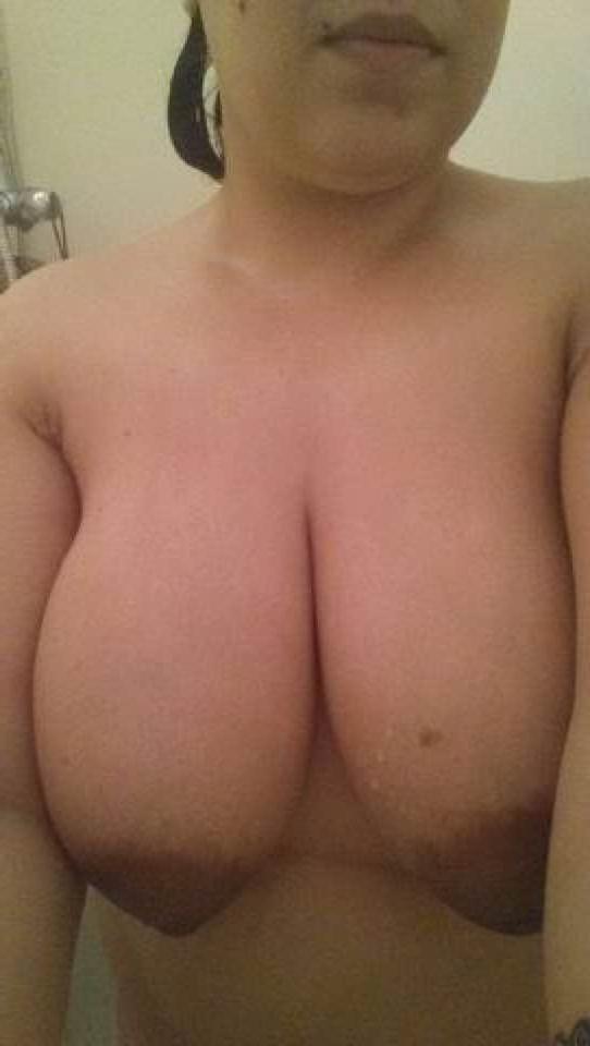25P Saggy tits 12
