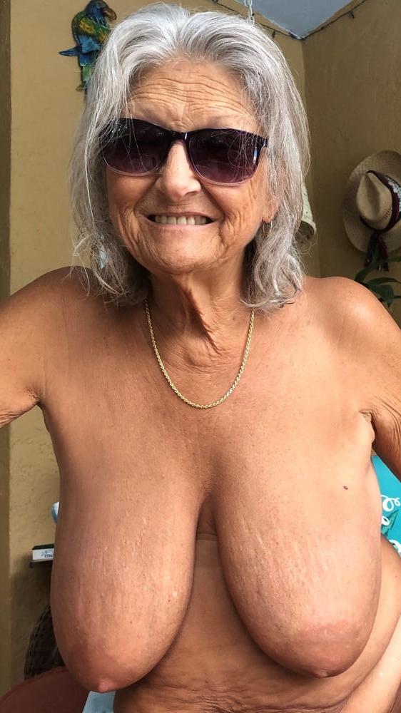 25P Stretched &amp; Saggy - Mature Boobs Special - 12