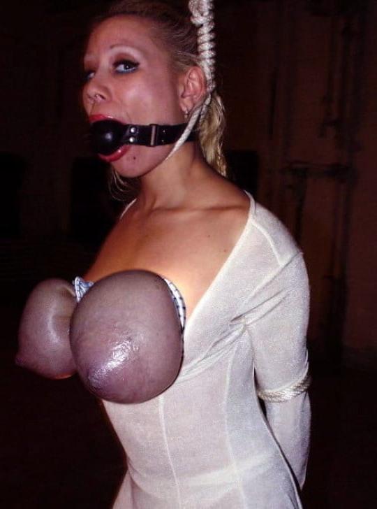 15P Amateur Women BDSM 191