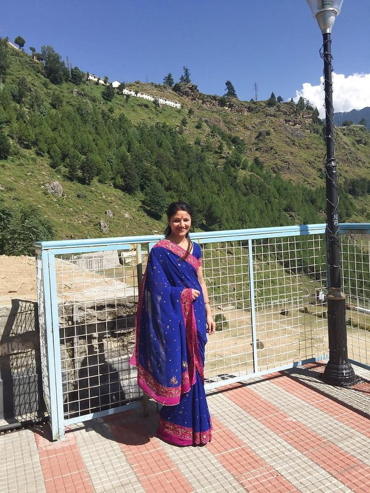 25P Compiled best pics of Bhabhi nude n saree (85)