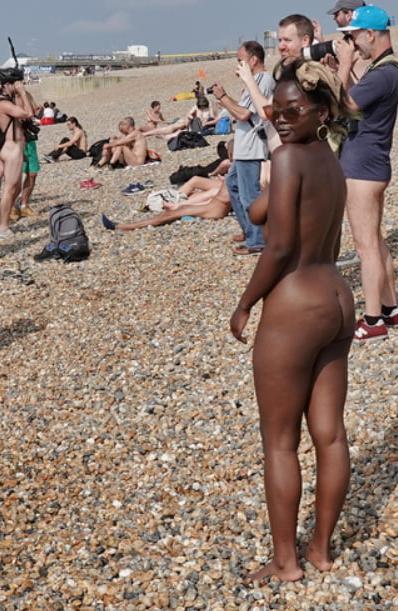 25P Life's a (Nudist) Beach 69