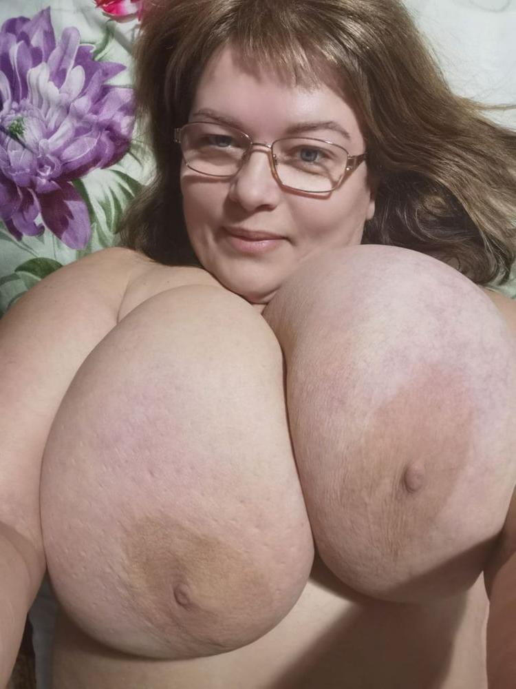 25P Saggy tits 8