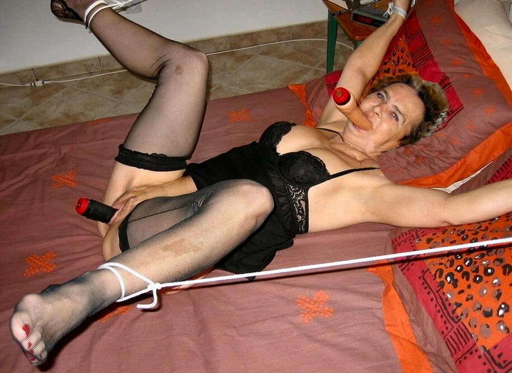 25P BDSM From Internet 37