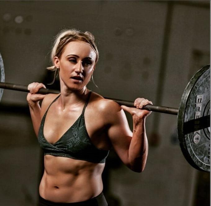 22P Wanking over Bethan Marie Williams' Ripped Abs &amp; Toned Body