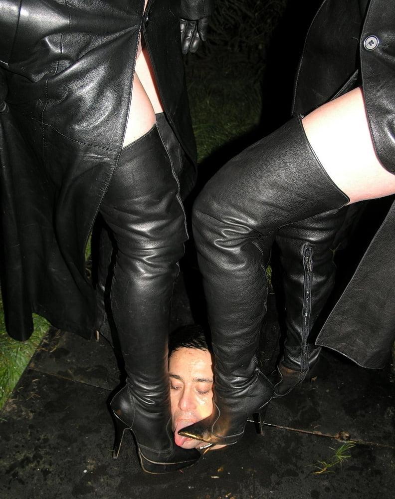 25P BDSM