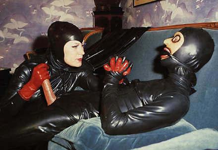 7P Sunday afternoon in latex
