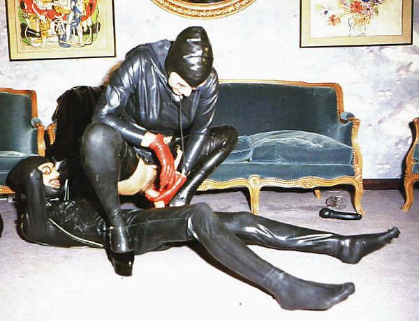 7P Sunday afternoon in latex