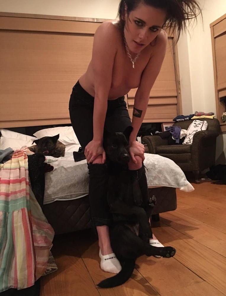 17P Kristen Stewart nude and hot 2
