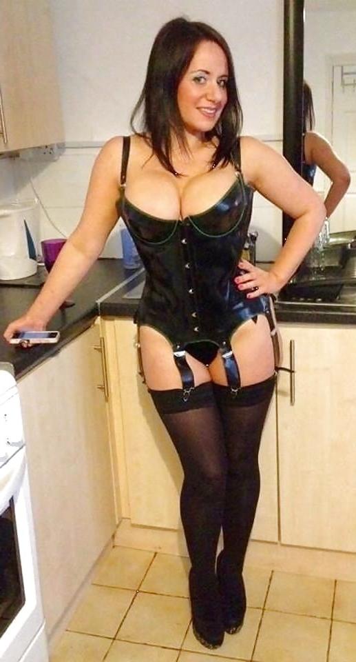 25P Leather and Latex Mix 22