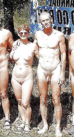 25P Mature Nudist